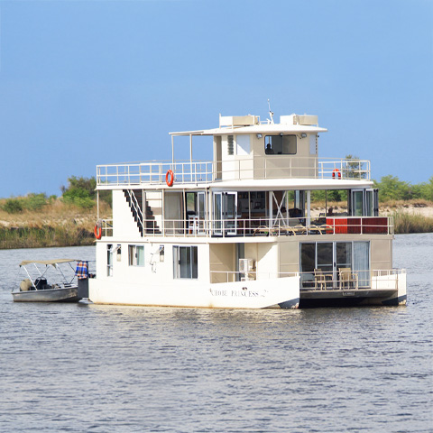 Chobe River Houseboat Short Stay Tour